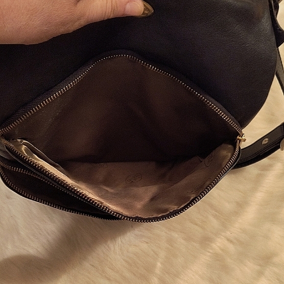 Black Leather Crossbody Bag - Picture 5 of 8